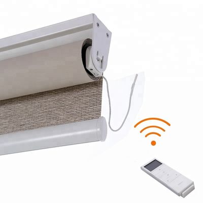 Estilo inteligente de la cebra de la capa doble de las persianas de ventana de la noche del día con control elegante