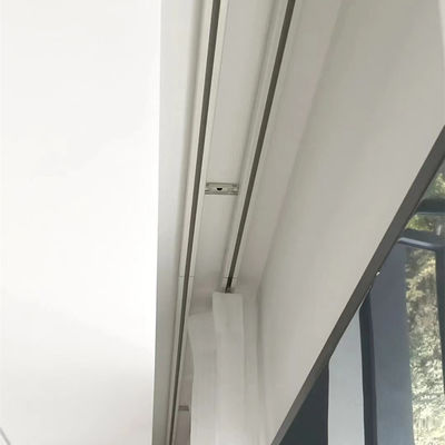 Motor motorizado de aluminio plegable acanalado silencioso de WifiTuya de la pista de la cortina del Smart Home para el dormitorio