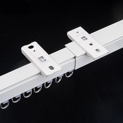 La pista extensible de la cortina del metal, S telescópico dobla los carriles de cortina resistentes