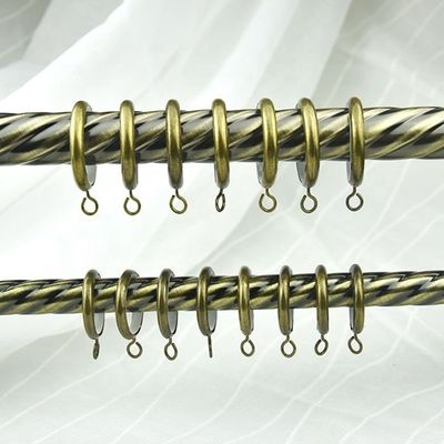 El hogar de la decoración modificó la cortina Rod And Tracks del doble para requisitos particulares del metal de la torsión de la longitud 28m m poste