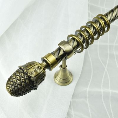 sistema de bronce de las barras de telón de acero del metal de la astilla del cobre de Chrome del oro de la decoración al por mayor de la ventana