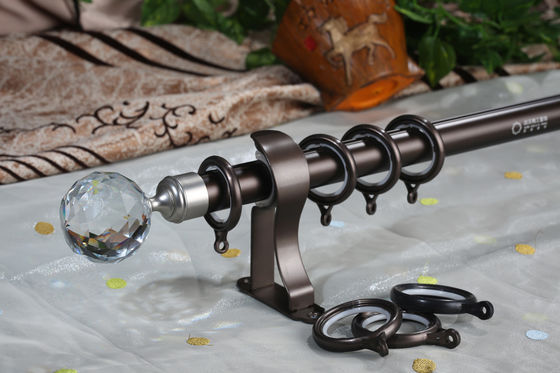 28m m postes de aluminio decorativos Crystal Finials Curtains Rods Set