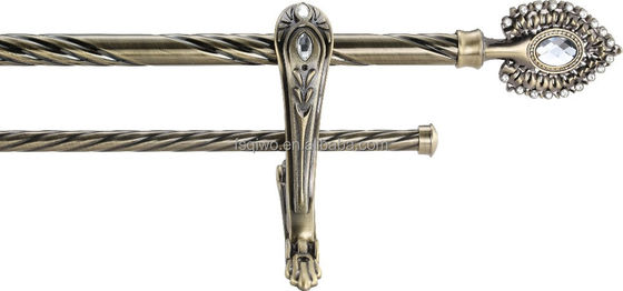 Diseños clásicos de la decoración antis - telón de acero de acabado Rod del metal del oro de Chrome de la astilla de cobre amarillo del Anti-cobre