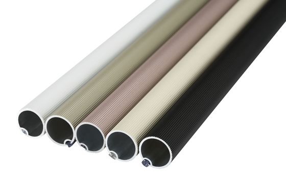Oro que se resume la cortina de aluminio poste extensible para el hotel casero
