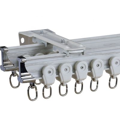 Material montado en la pared del aluminio del metal del techo de la pista silenciosa blanca de la cortina para la ventana salediza