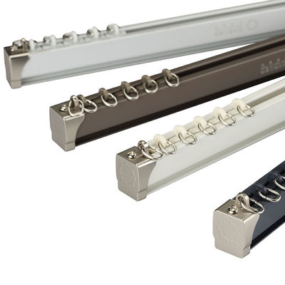 Pista silenciosa automática de montaje en el techo de la cortina para las cortinas de ventana