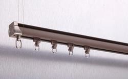 Pista silenciosa automática de montaje en el techo de la cortina para las cortinas de ventana