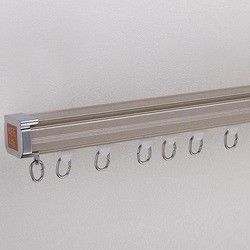 Pista silenciosa de la cortina del metal de aluminio con estilo montado en la pared montado techo