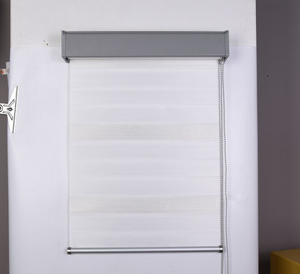 Prenda impermeable inteligente interior de las persianas de ventana de la cocina para la oficina del hospital