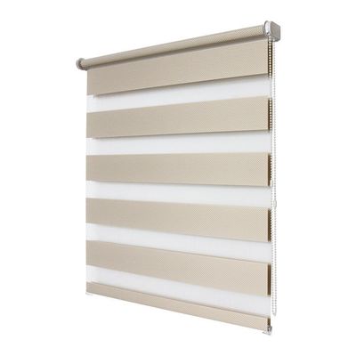 Las persianas de rodillo semi transparentes que la mano de la cocina del cuarto de baño tiró de gotas tiran del rollo del cordón encima de las cortinas