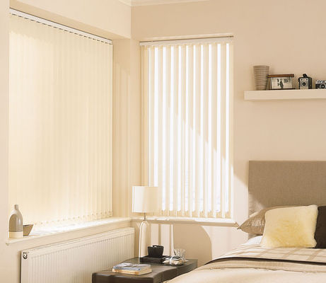 Apagón de las cortinas de la decoración medio de ventana del balcón eléctrico inteligente vertical nórdico de las persianas